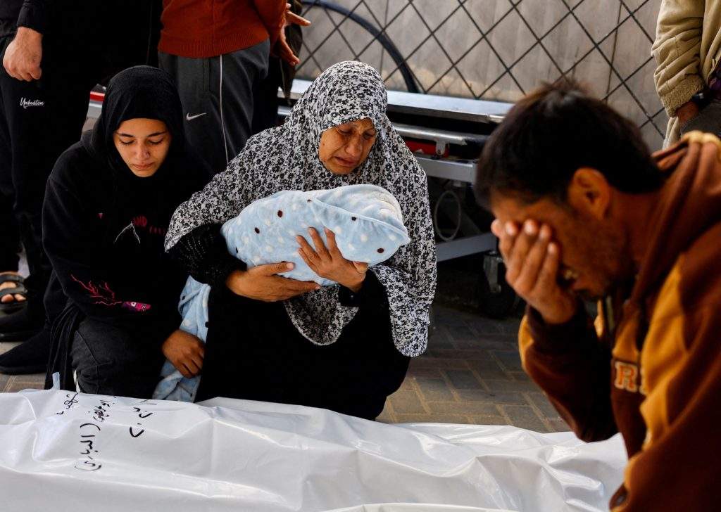 Israeli Strikes Kill 15 in Gaza as Flotilla Faces Drone Attacks