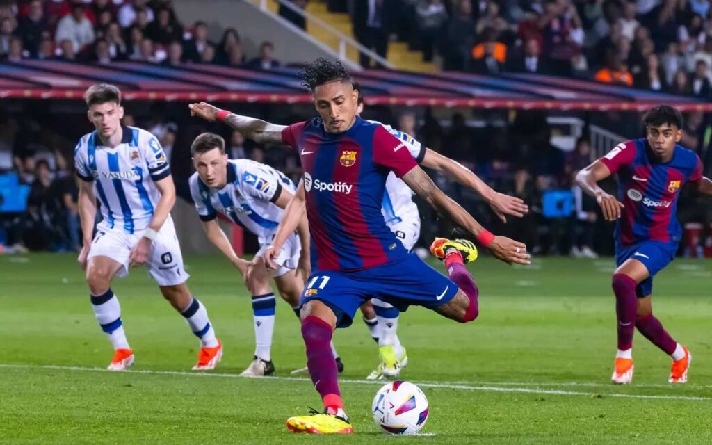 Barcelona Tops La Liga After Comeback Win Against Real Sociedad