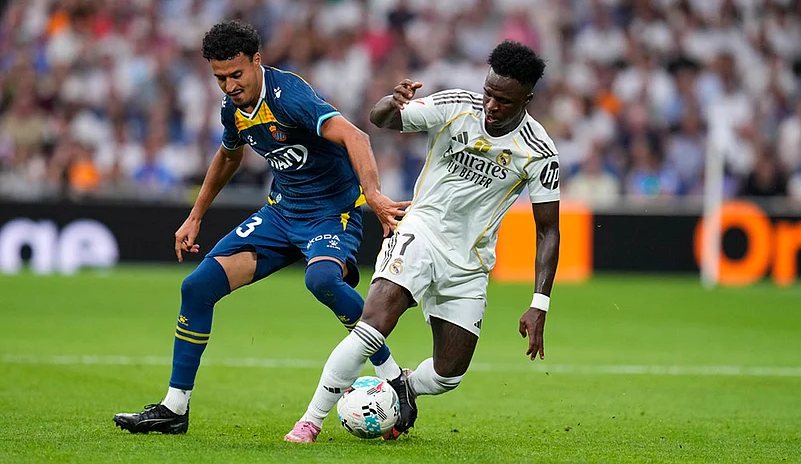Real Madrid 2-0 victory over Espanyol in La Liga