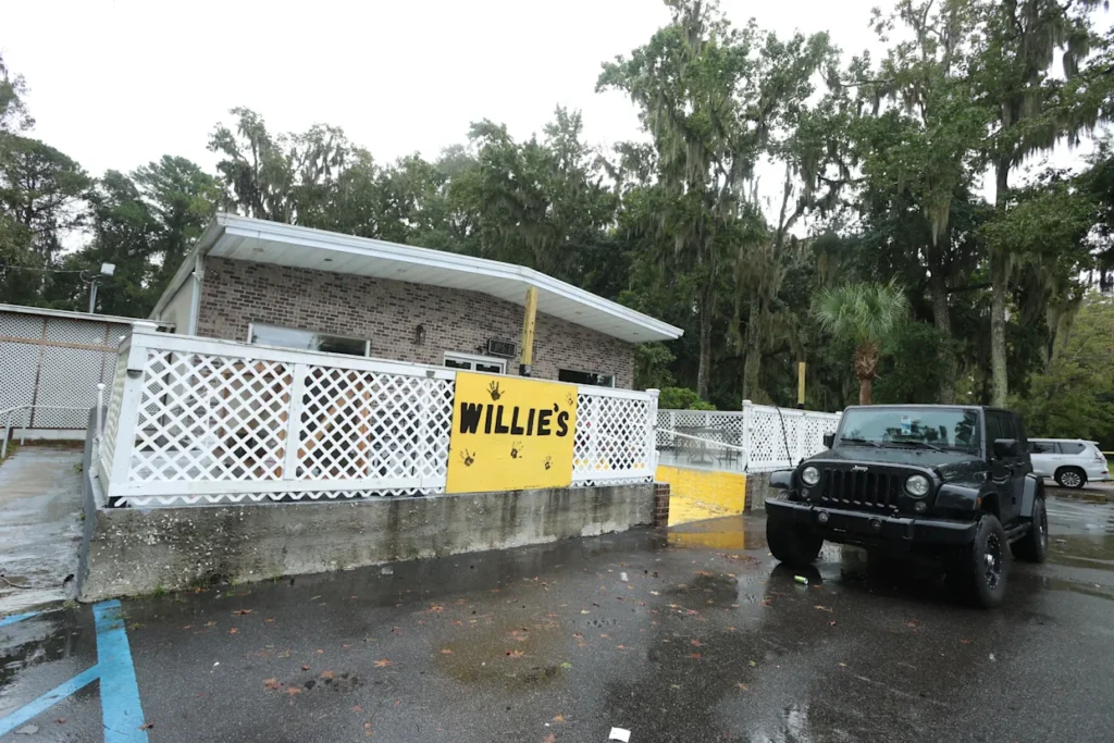 South Carolina bar shooting leaves 4 dead and at least 20 injured