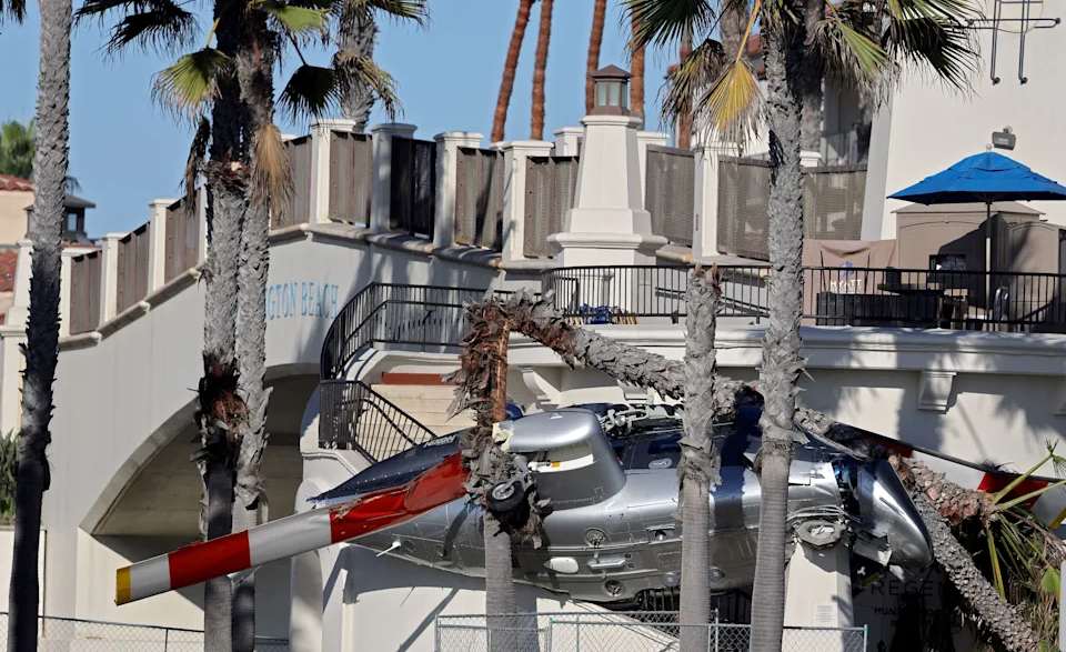 Five Injured After Helicopter Crashes in Huntington Beach