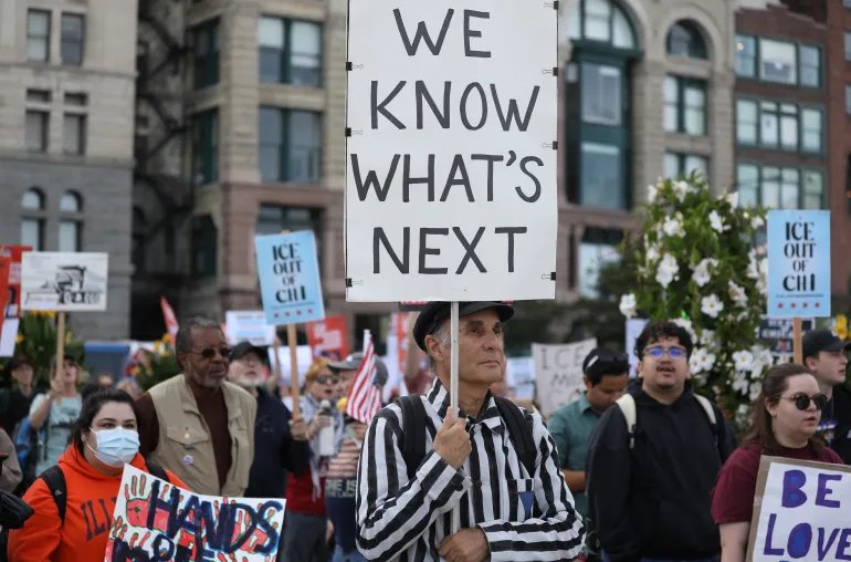 Trump National Guard troops has been sent to the Chicago area to protect federal property